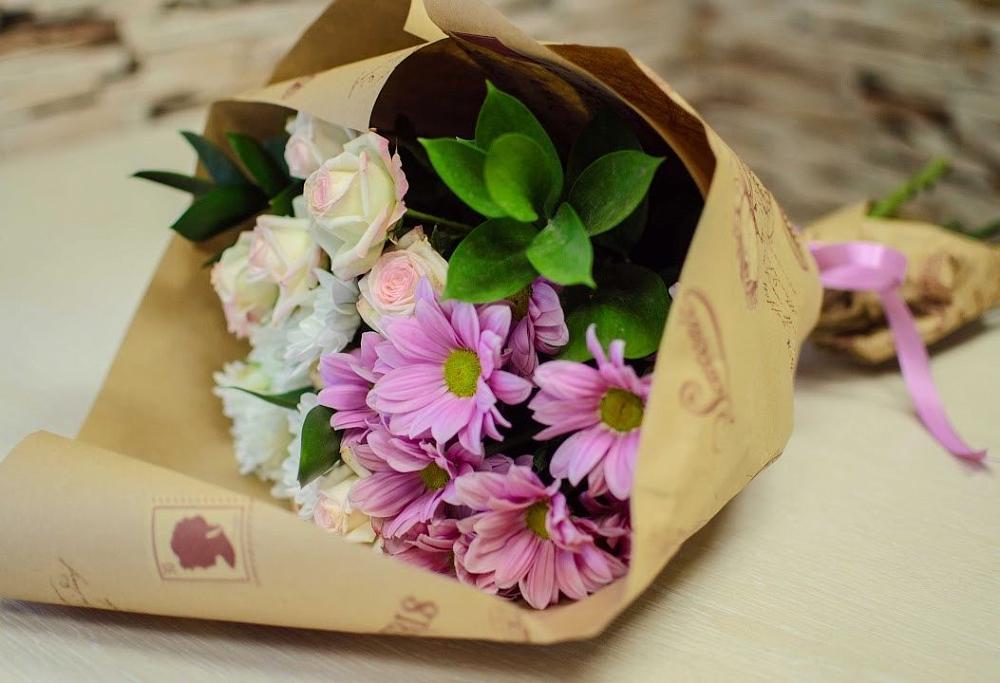 Букет цветов из: Розы и Хризантемы в Александровке Наро-Фоминск