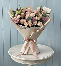 Букет цветов из:  Розы и Лизиантусы в Александровке Наро-Фоминск