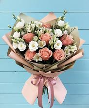 Букет цветов из:  Розы, Альстромерии и Лизиантусы в Александровке Наро-Фоминск