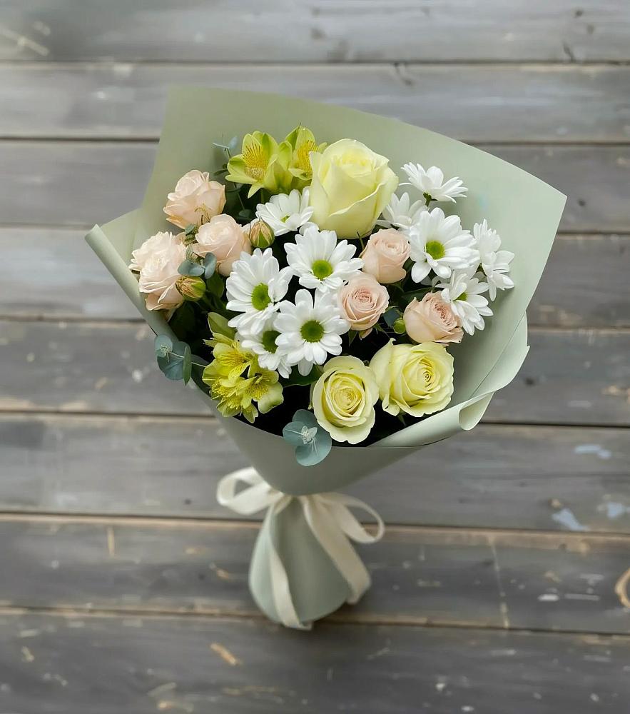 Букет цветов из: Альстромерии, Розы и Хризантемы в Александровке Наро-Фоминск