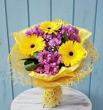 Букет цветов из:  Хризантемы и Герберы в Александровке Наро-Фоминск