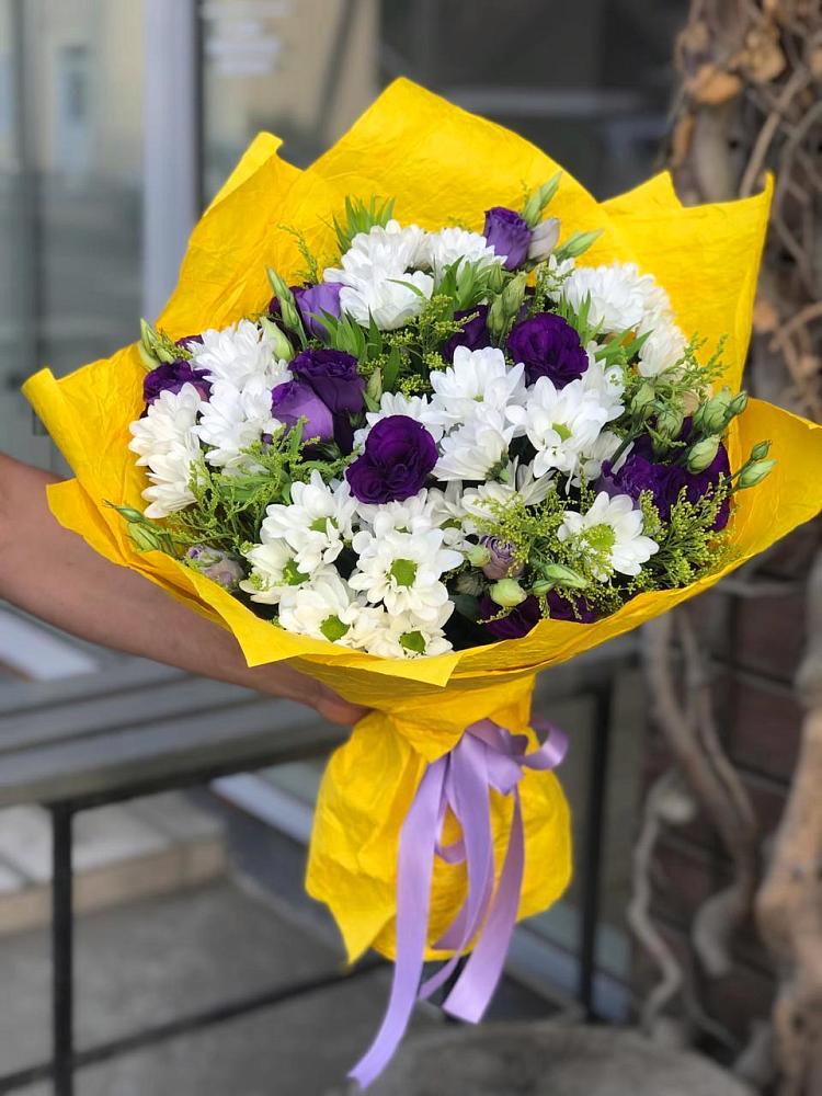 Букет цветов из: Ирисы, Хризантемы и Ромашки в Александровке Наро-Фоминск