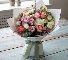 Букет цветов из:  Розы, Лизиантусы и Гвоздики в Александровке Наро-Фоминск